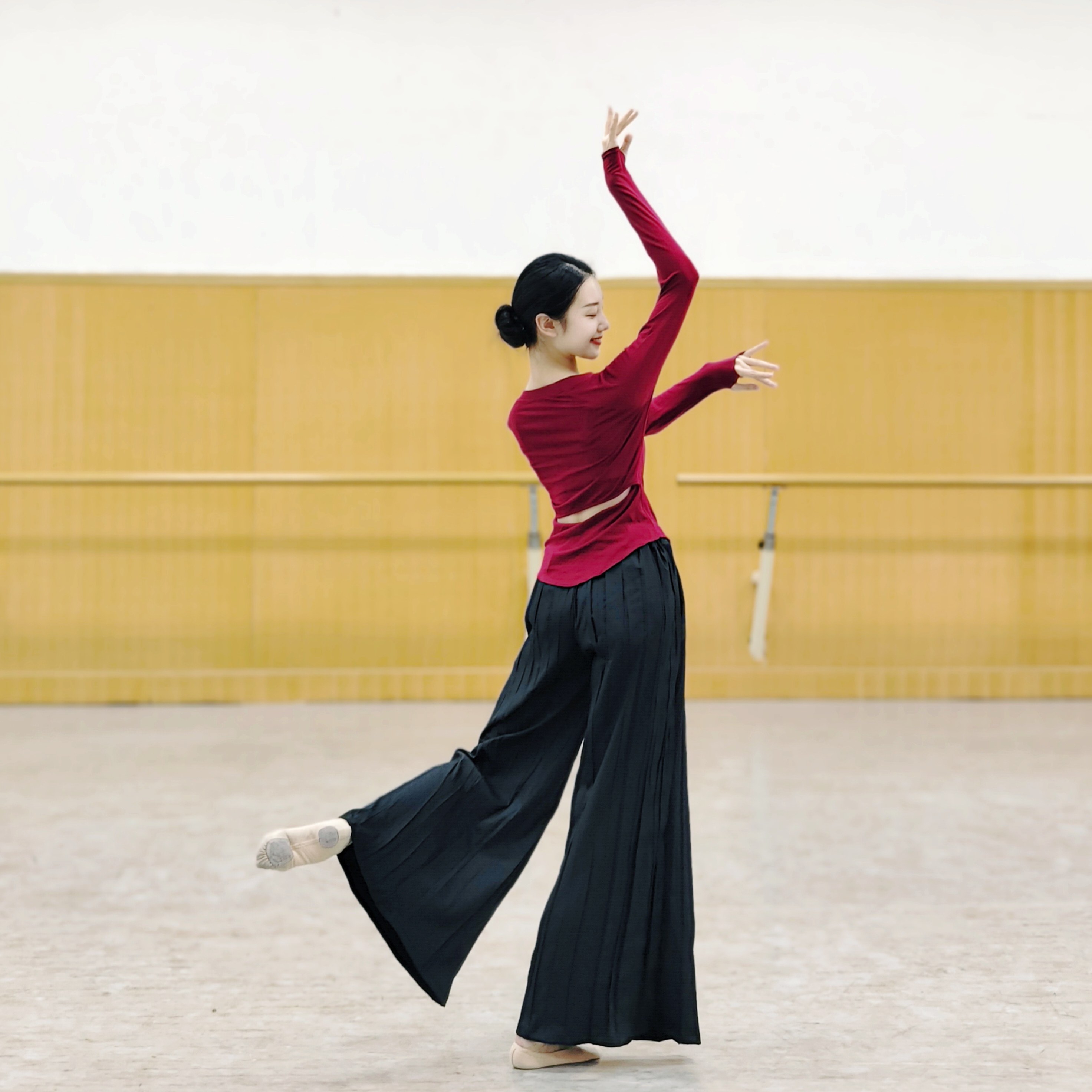 春夏现代舞蹈服古典中国舞成人练功服长袖舞蹈教师跳舞女芭蕾瑜伽