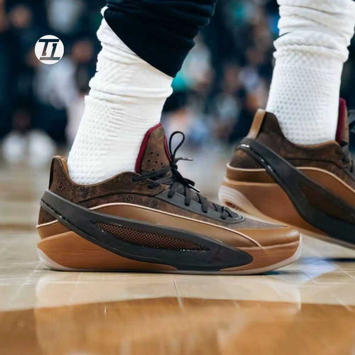 Jordan Luka 5 CNY PF 新年系列东契奇男子篮球鞋 IQ0567-201 - 图0