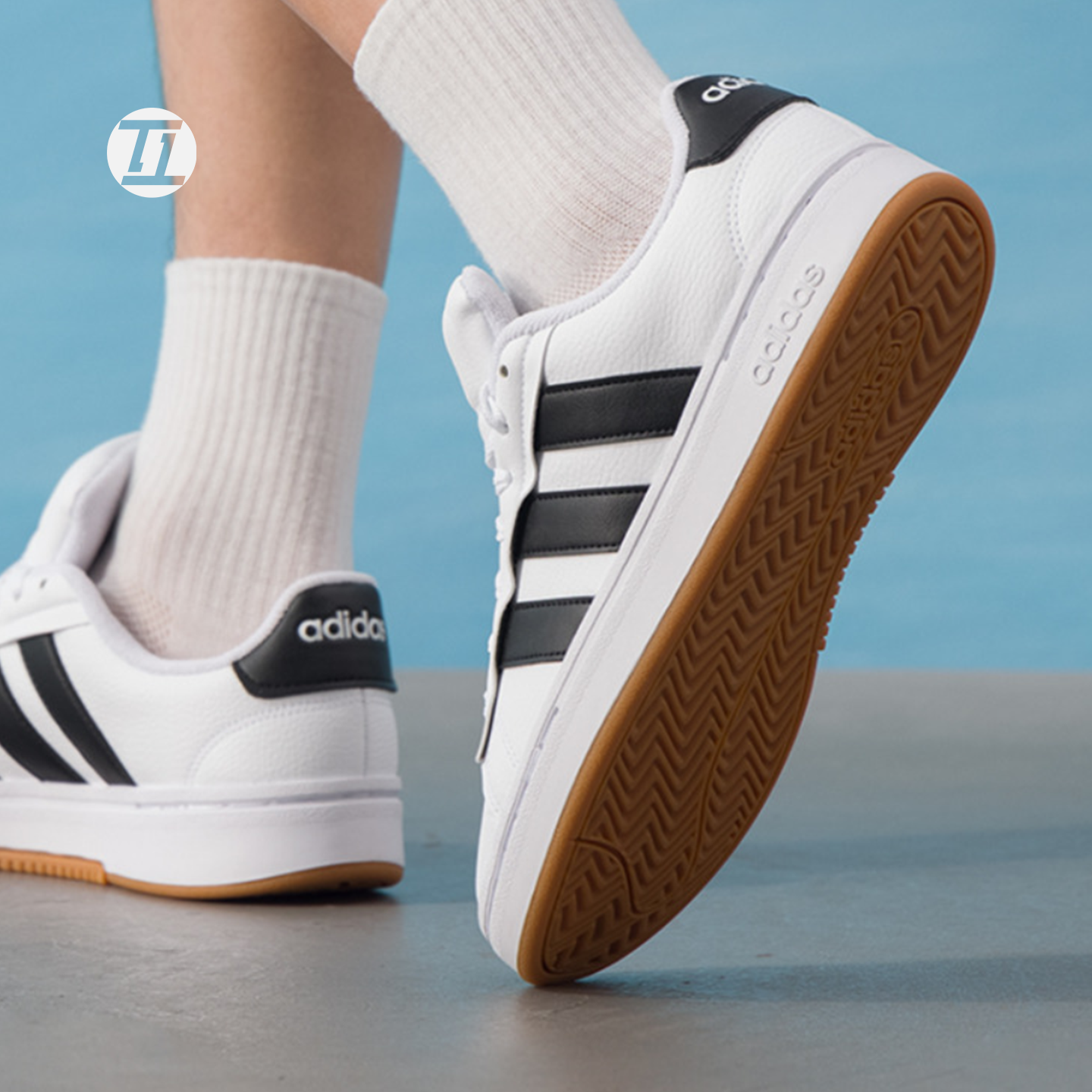 阿迪达斯/adidas Grand Court Alpha黑白减震复古运动板鞋 JR0543 - 图1