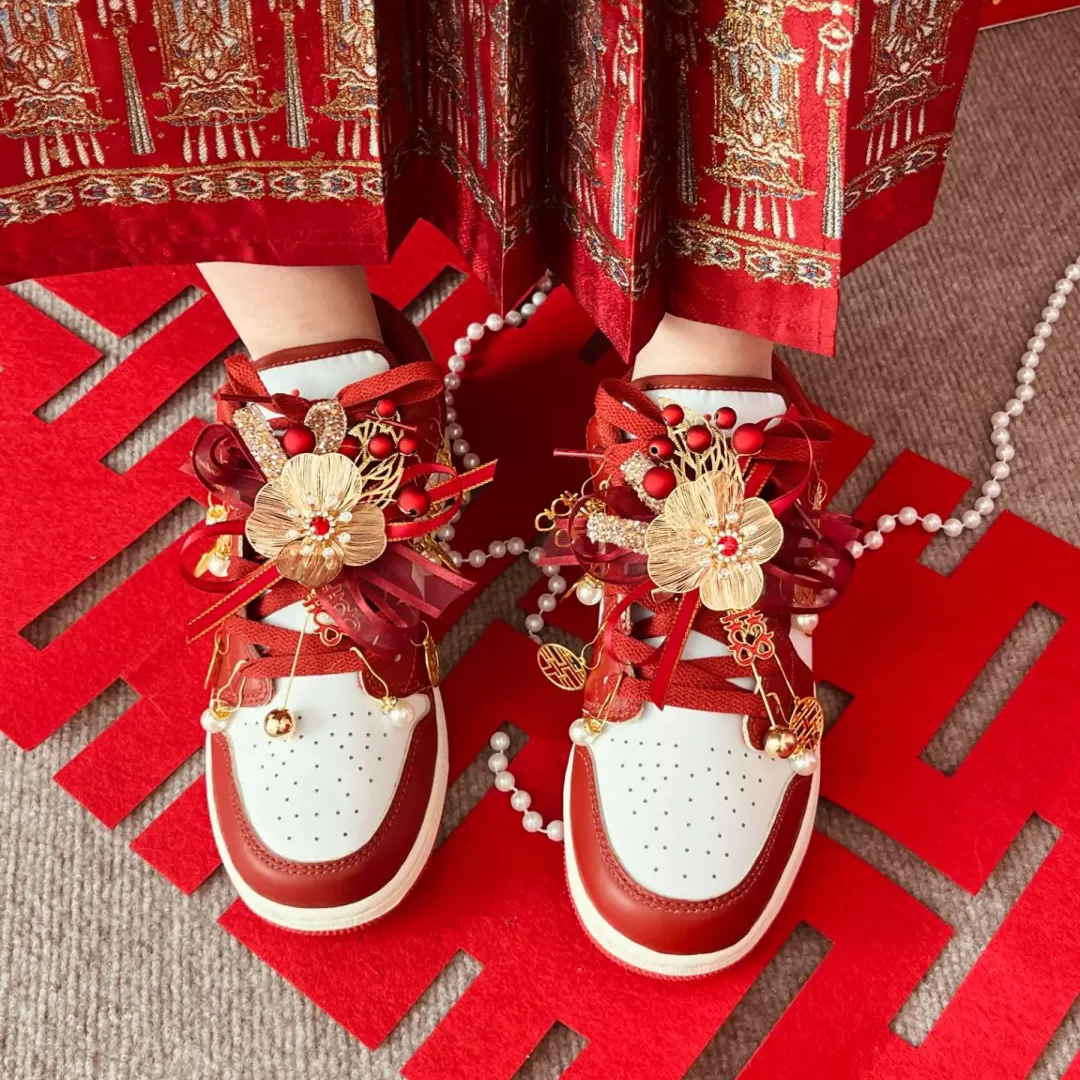 球鞋定制 Air Jordan 1 Low 婚鞋秀禾中式婚礼喜庆红男女低帮板鞋,淘宝优惠券,粉丝福利购,淘宝优惠卷