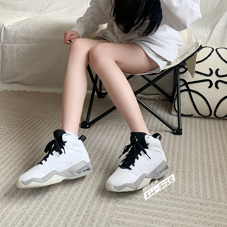 向往体育 Nike Air Jordan AJ6简版男女篮球鞋 AR6346/AR4430-105 - 图2