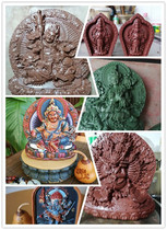 Lixing Purple Sand Clay to rub the Buddhas mud as a rubbed mashed with a large red mud rub the mud and mud and wipe the molds.