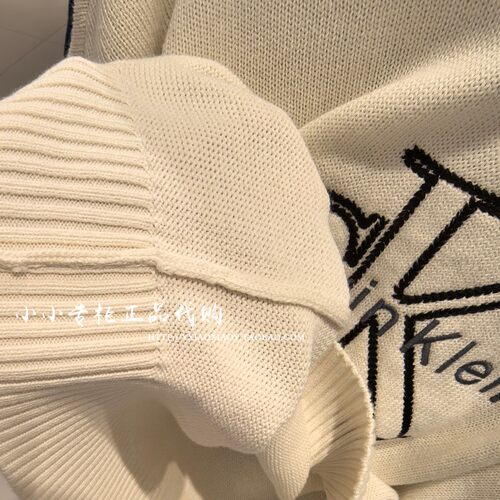 CK Jeans专柜正品 2026秋新款女士优雅字母刺绣针织衫毛衣47J381G - 图1