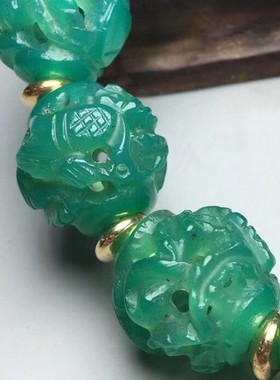 仿古手工精雕镂空绿玉髓