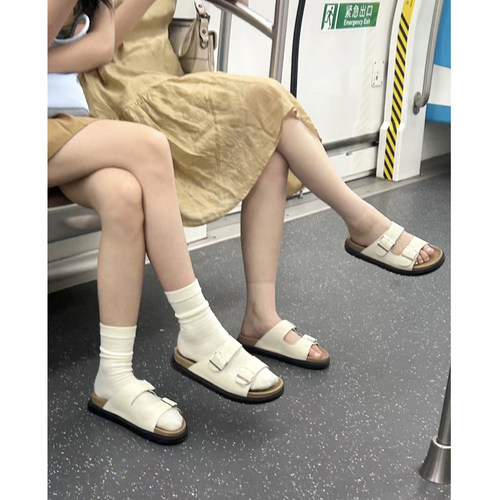 【限时78】真皮勃肯凉拖鞋女夏外穿足弓支撑凉拖大码一字带拖鞋子 - 图0