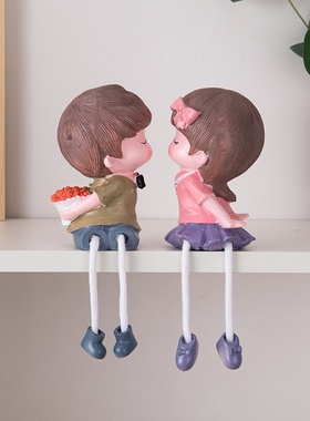 家居摆件桌面小摆设家居饰品卫生间酒柜手办情侣公仔礼物吊脚娃