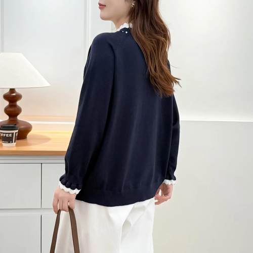 胖妹妹大码女装冬装2025新款圆领拼接花边中年针织衫钉珠女上衣 - 图1