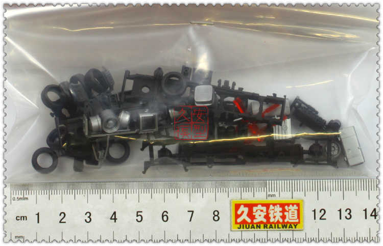 Herpa拼装卡车 1:87 084123 MAN TGX Euro6两轴底盘含2套-图2