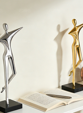 抽象展翼人物雕塑摆件