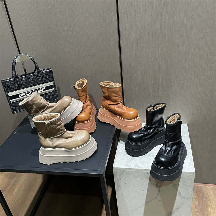 美拉德2024冬季米奇头雪地靴女厚底羊羔毛皮毛一体保暖棉靴短靴,淘宝优惠券,粉丝福利购,淘宝优惠卷