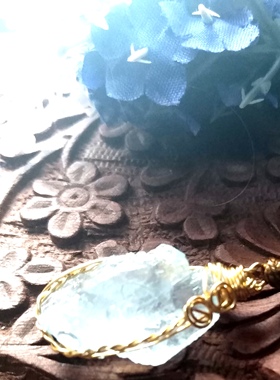 福百瑞珠宝 天然海蓝宝原石缠绕手作蜡绳吊坠