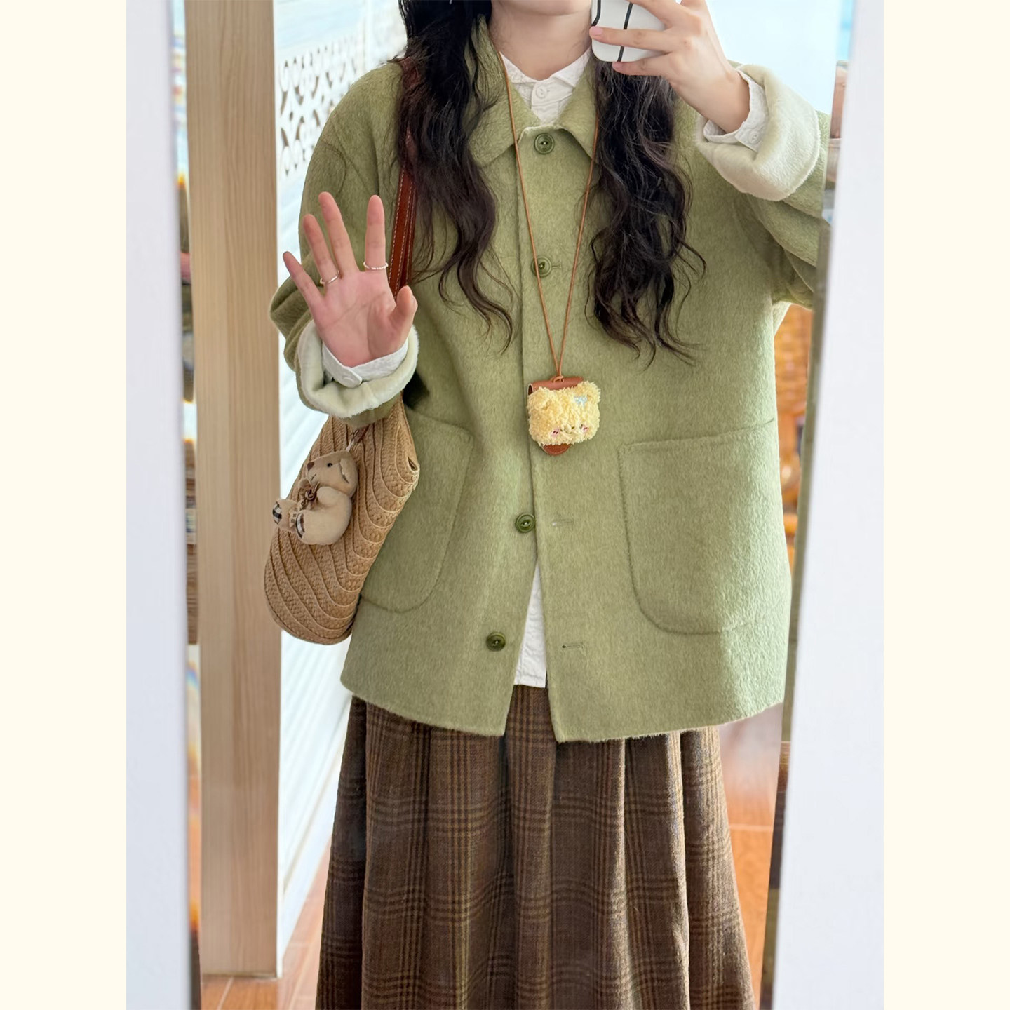 韩系简约风单排扣绿色翻领毛呢外套女小个子高级感显白呢子大衣,淘宝优惠券,粉丝福利购,淘宝优惠卷