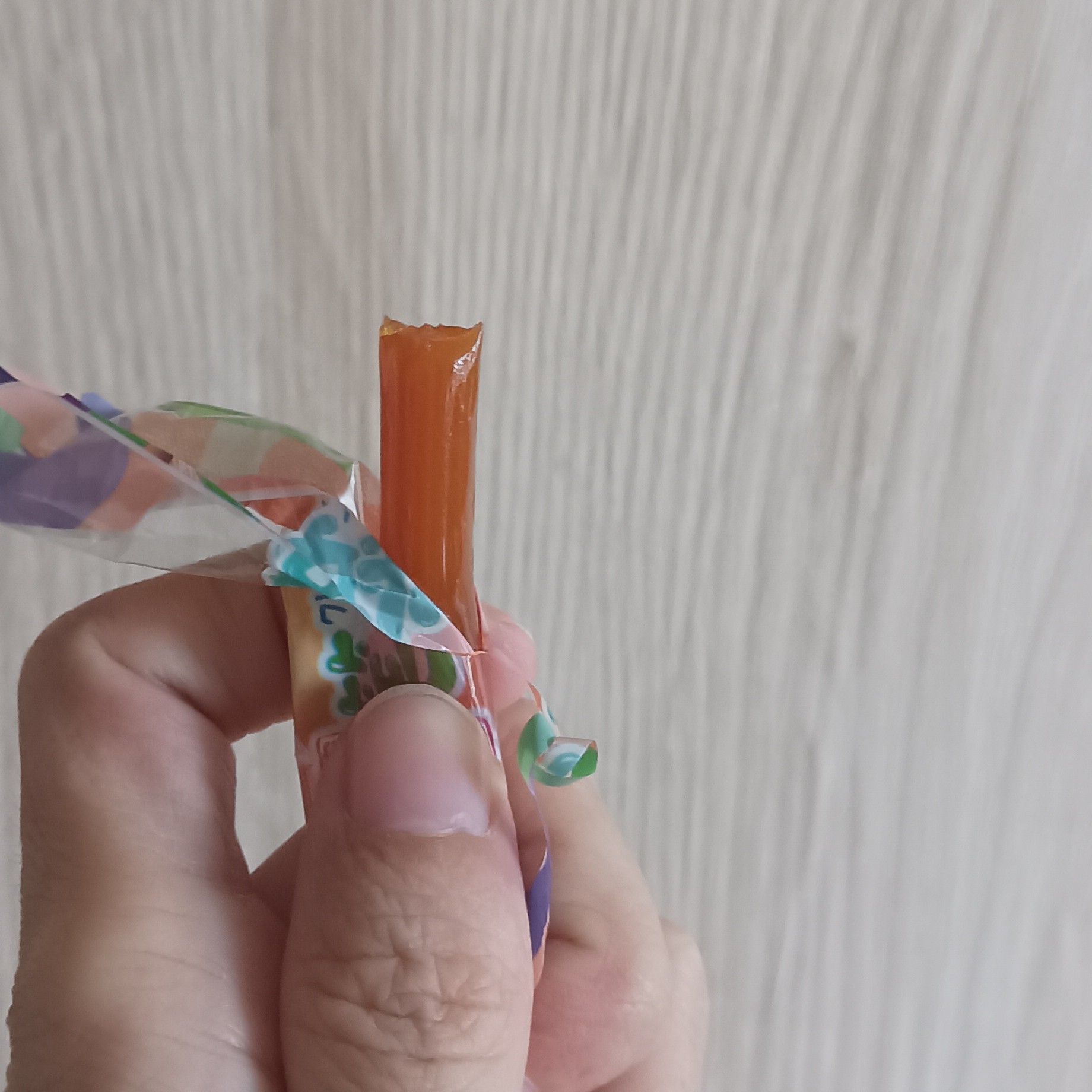 一品奶农蜡笔糖分享甜蜜凝胶软糖混合口味水果网红糖果休闲零食,淘宝优惠券,粉丝福利购,淘宝优惠卷