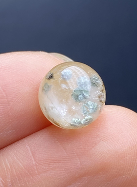 天然水晶黄兔毛包裹绿矿花吊坠圆珠DIY水晶单珠配珠饰品9.5mm