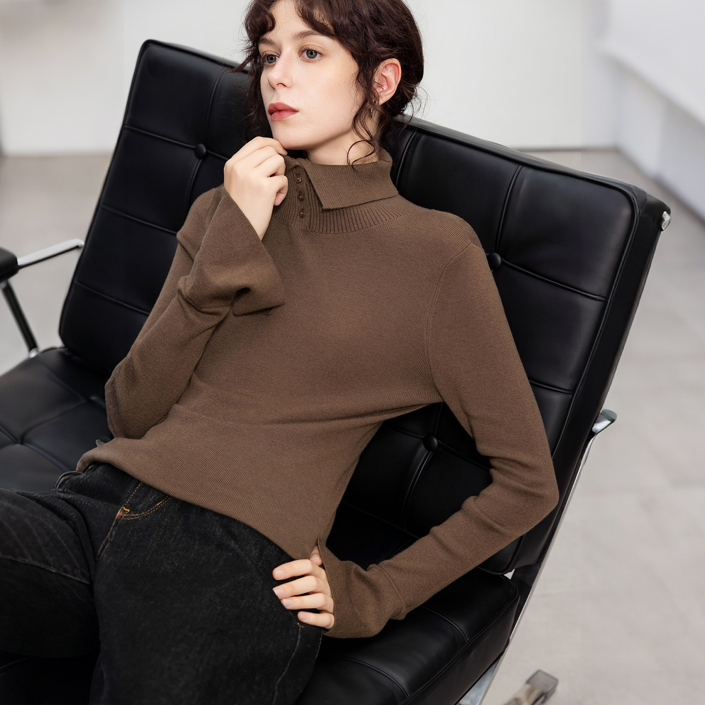 德玛纳通勤风翻领开叉喇叭袖针织衫女春秋新款气质修身线衫上衣,淘宝优惠券,粉丝福利购,淘宝优惠卷