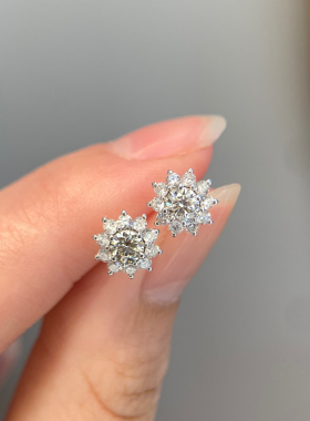 太阳花项链女镶嵌轻奢小众莫桑钻石18k白铂金不掉色锁骨链