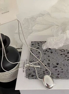 银色椭圆蛋形吊坠钛钢金属长款毛衣链欧美时尚个性夸张简约百搭