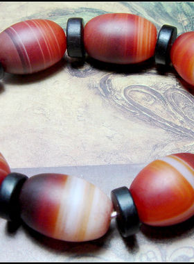 西藏天然缠丝玛瑙结缘手链特价