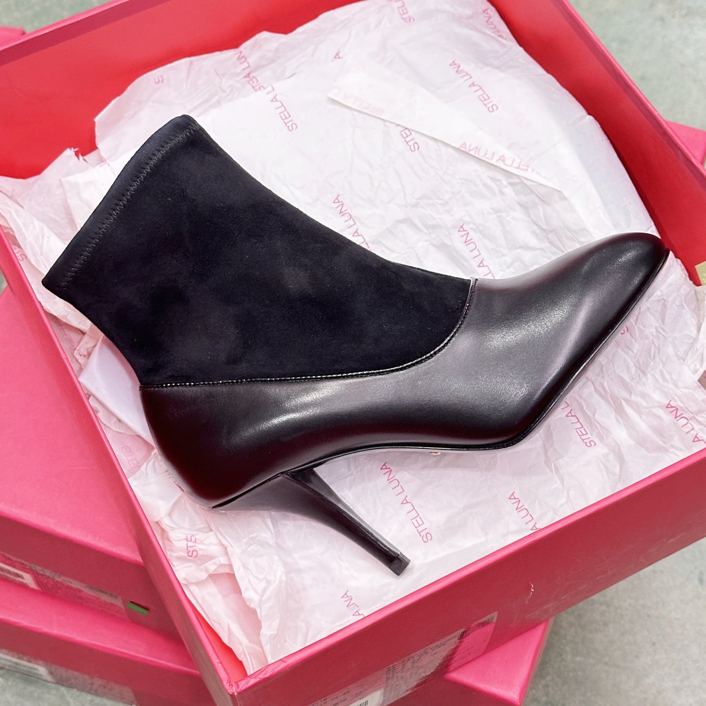 STELLA LUNA秋冬英伦复古风简约细跟短靴时装靴套筒袜靴SLP318108,淘宝优惠券,粉丝福利购,淘宝优惠卷