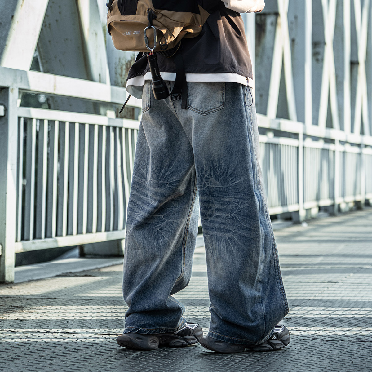 AOGZ国潮牌弯刀牛仔裤男女春秋季2025新款美式微喇裤宽松阔腿裤子 - 图2