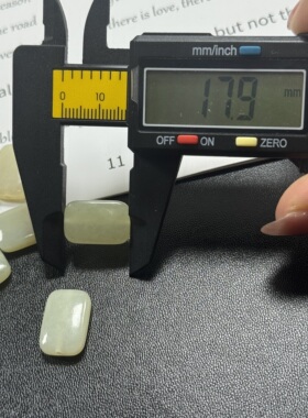 约12*18mm天然石奶呼呼和田玉小无事牌散珠Diy吊坠耳坠提溜配珠
