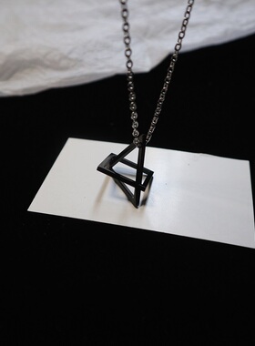 KORKEN中性钛钢几何三角形毛衣链