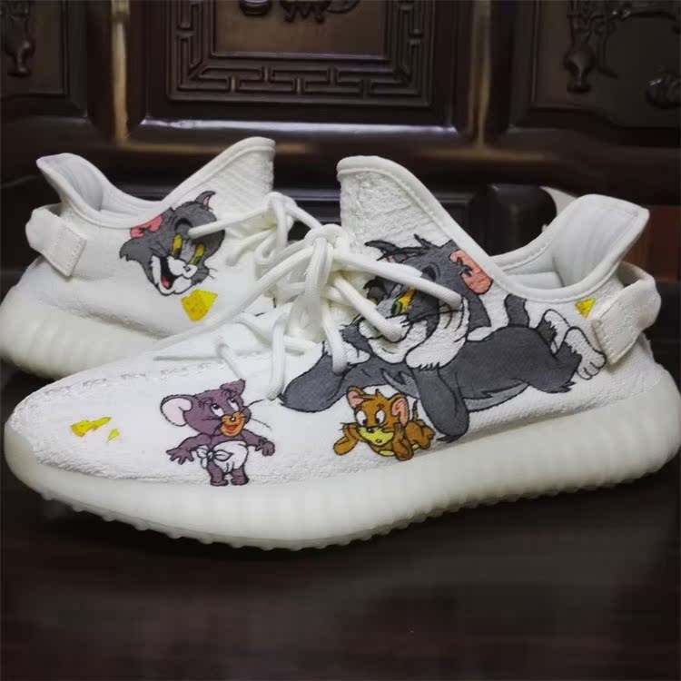 yeezy白椰子鞋350球鞋diy定制手绘鞋猫和老鼠汤姆杰瑞涂鸦改造鞋-图0