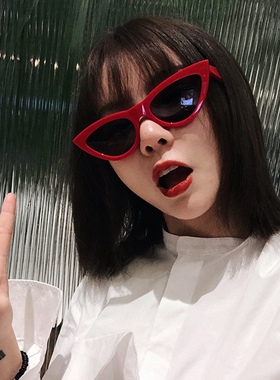 明星网红同款欧美复古墨镜女猫眼太阳镜白色红色太阳眼镜CL4019IN