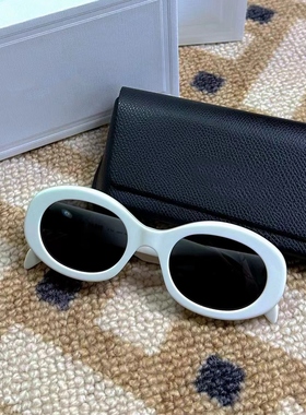 凯旋门墨镜女偏光新款高级感云朵白太阳镜黑色防紫外线UV400白色