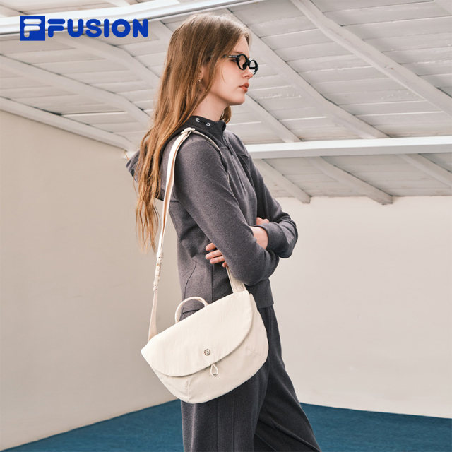 ກະເປົາແບຣນແຟຊັນ FILAFUSION