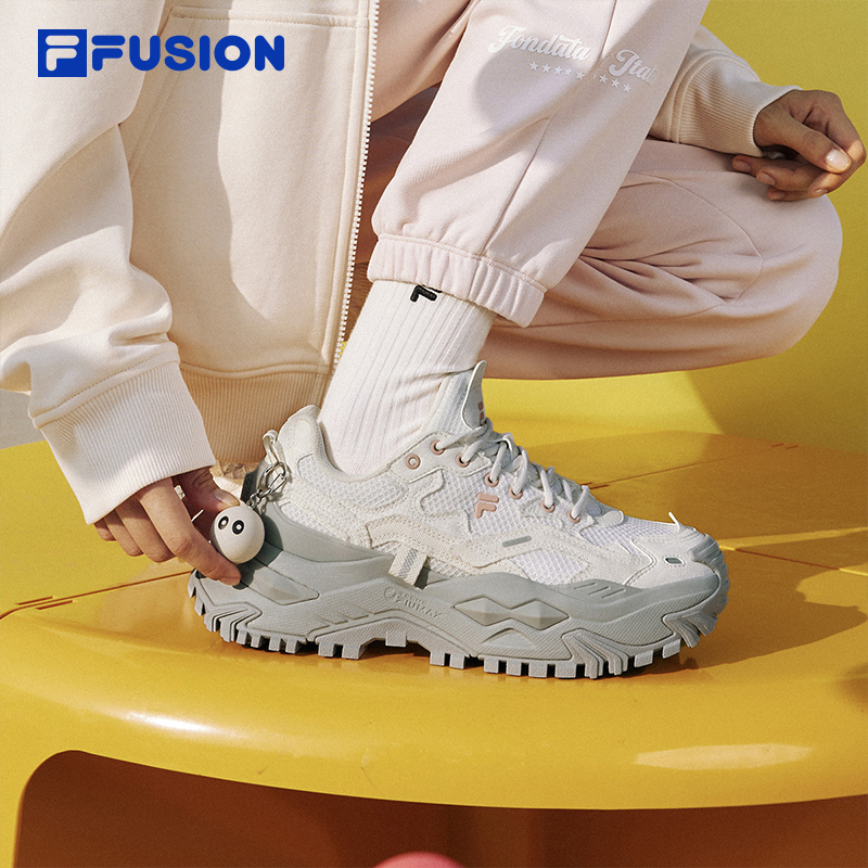 欧阳娜娜同款 FILA FUSION斐乐潮牌硬糖女鞋运动鞋2024春季跑步鞋