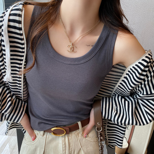 Small strap with base vest inside