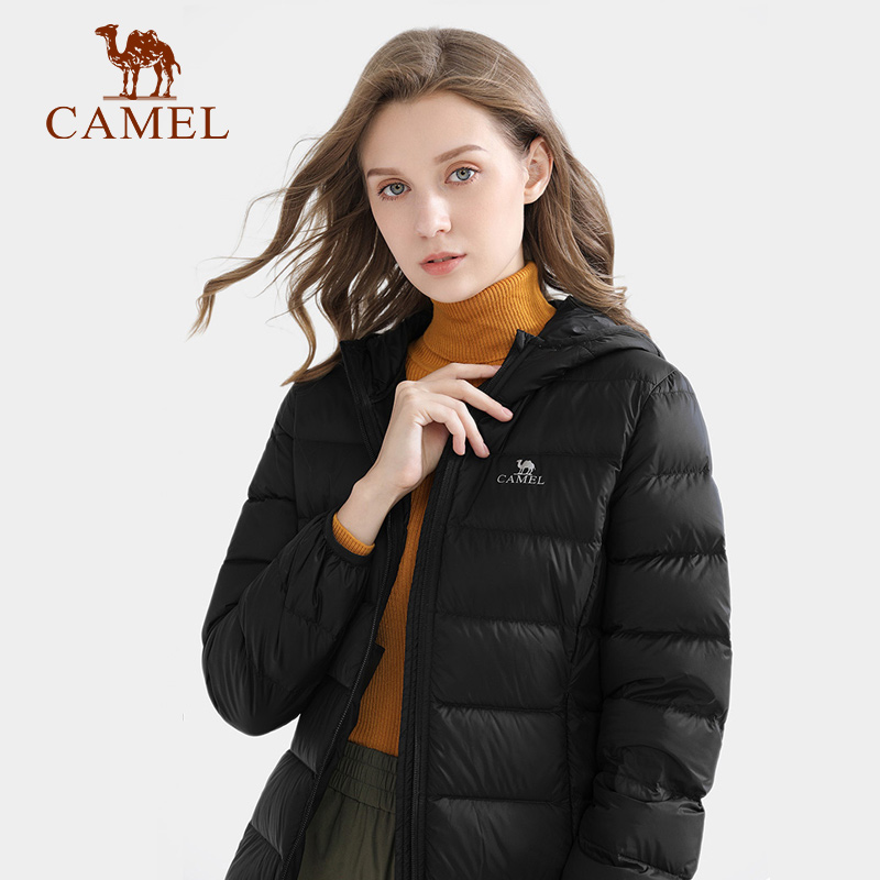 Camel骆驼秋冬季新款羽绒服女短款轻薄轻型保暖连帽时尚休闲外套