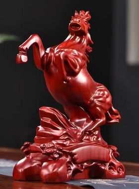 木雕红色马摆件工艺品实木马到成功招财客厅办公桌红木马木质红马