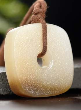 且末料糖白玉平安扣