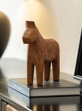 中古风木质马摆件小众高级感艺术电视柜斗柜家居床头柜桌面装饰品