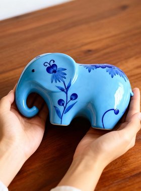 可爱创意小象装饰摆件蓝色花朵手工艺品家居桌面装饰品