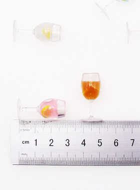 塑料娃娃屋吧台高脚杯装饰