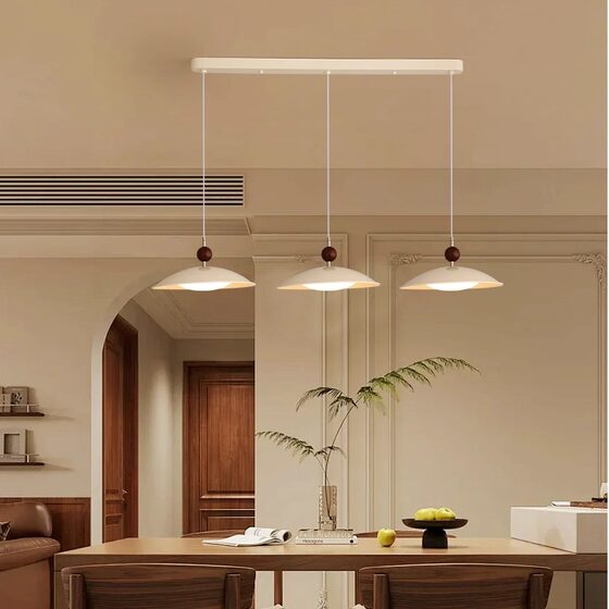 Chandelier restaurant lamp 2025 new creative personality art cream style high-end eye protection restaurant chandelier J