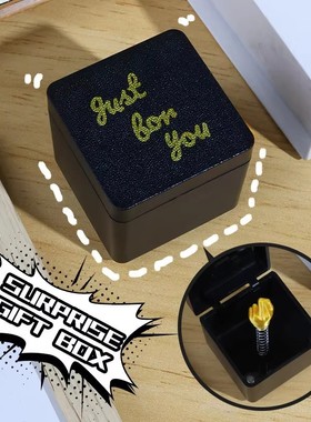 亚马逊Middle Finger in a Box圣诞恶搞中指礼盒盒子跨境搞笑