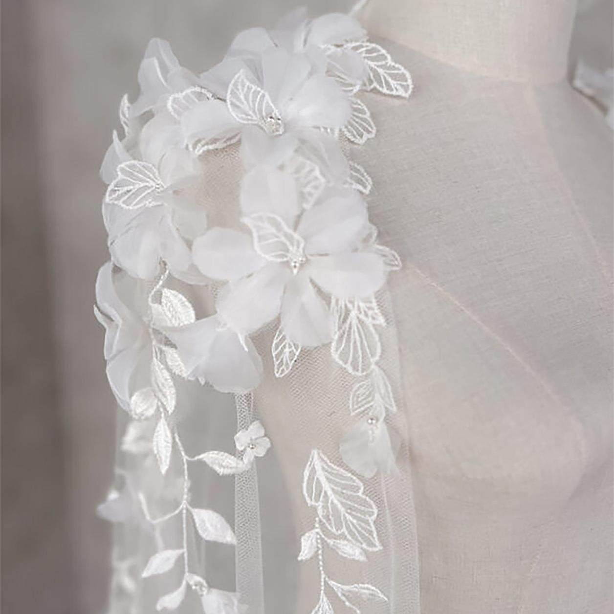 欧美简约婚纱披肩拖尾立体花朵叶子蕾丝手工缝珠旅行影楼拍照造型,淘宝优惠券,粉丝福利购,淘宝优惠卷