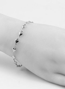 韩版简约一串爱心手链女甜美桃心钛钢手环饰闺蜜学生日礼物送女友