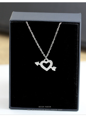 一箭穿心项链女款 项链短钛钢颈链女锁骨链首饰韩国饰品节日礼物