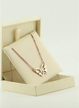 镂空蝴蝶彩金短款防过敏锁骨链