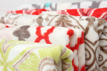 Retro ເອີຣົບພິມ flannel nap blanket TV sofa leisure blanket thickened coral velvet blanket ເຄື່ອງປັບອາກາດ blanket
