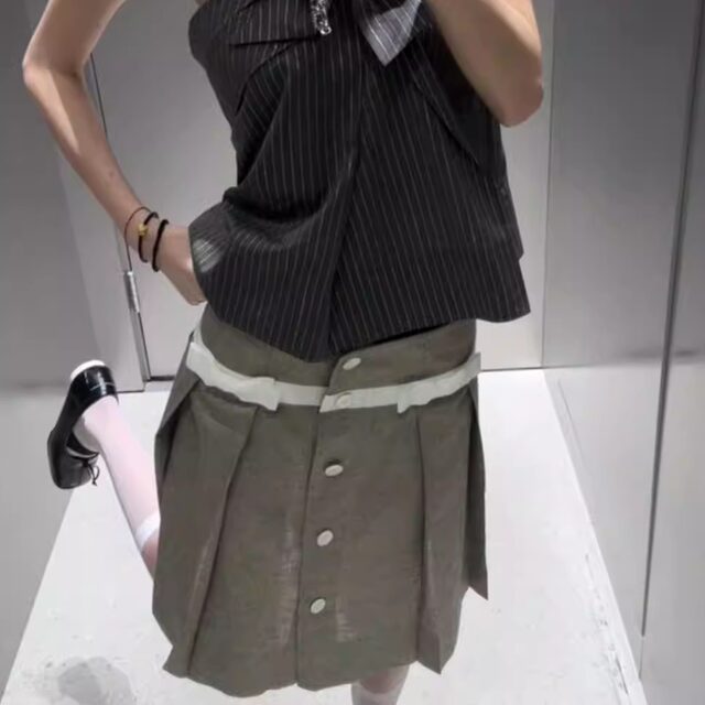 New Premium Vintage Lace Button Pleated Skirt