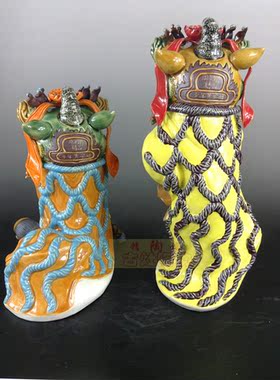 陶瓷喜庆风少年黄飞鸿醒狮工艺品