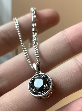 时尚微镶黑色锆石花纹项链女复古气质S925银十字军花锁骨链毛衣链