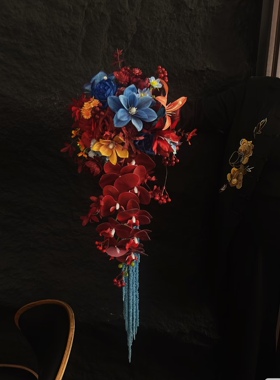 新款手捧花仿真花红色水滴瀑布中式秀禾结婚领证婚庆订婚摄影道具