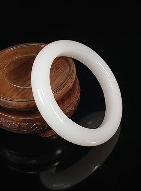 和田玉羊脂白玉手镯（平安镯）66.646克内径56.1mm25091700038